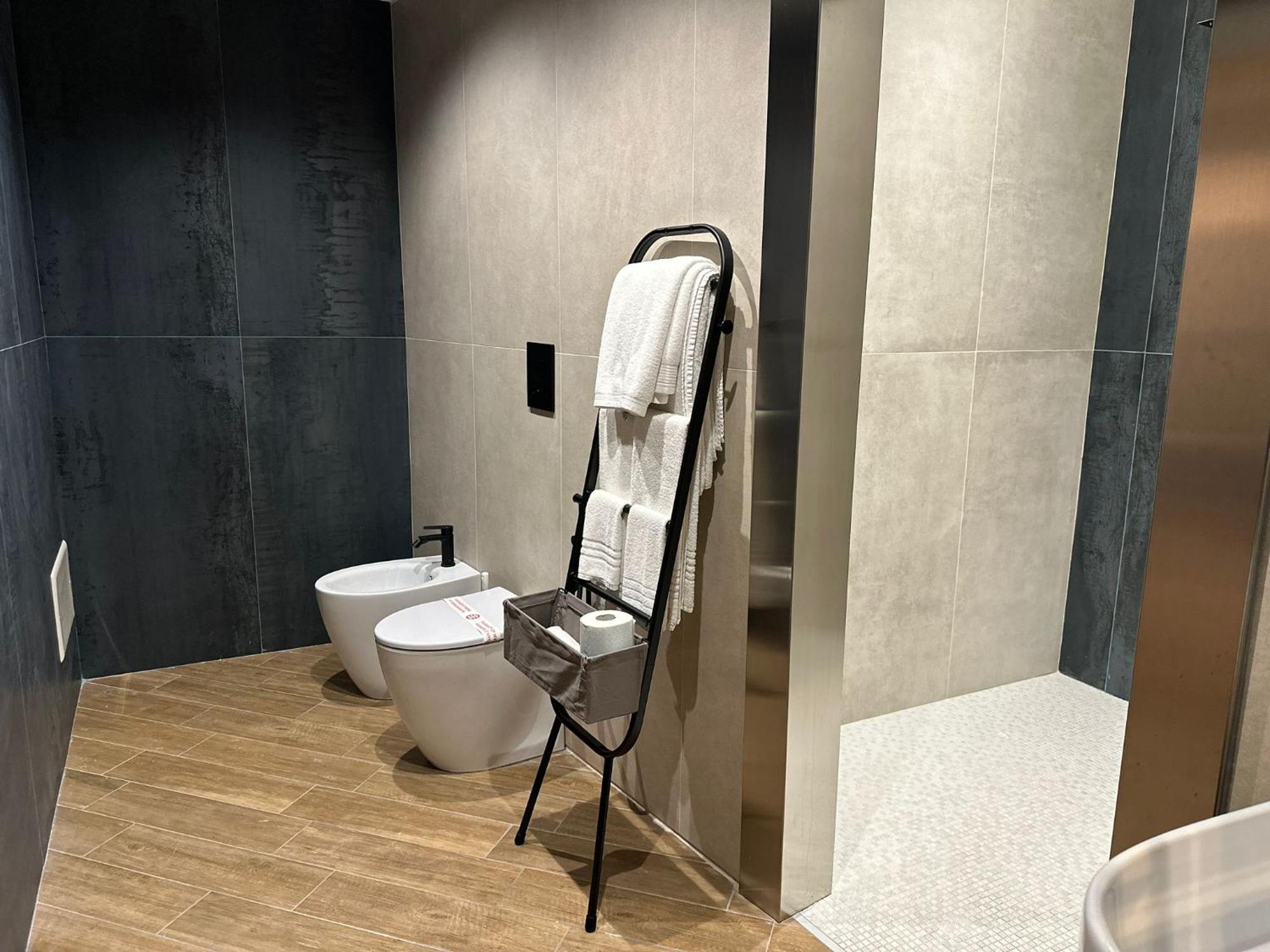 Maison Toledo Suites Napoli Ngoại thất bức ảnh