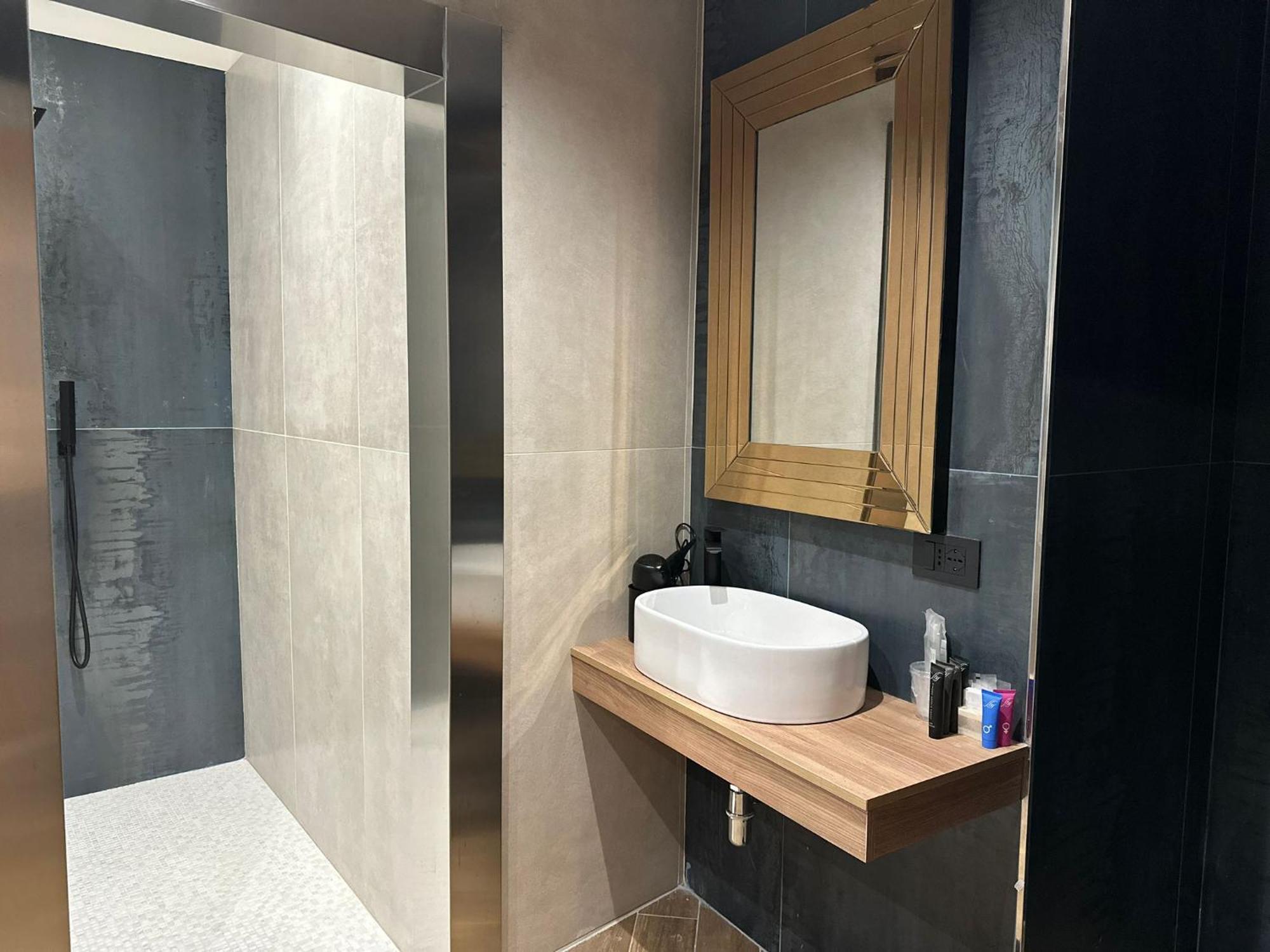 Maison Toledo Suites Napoli Ngoại thất bức ảnh
