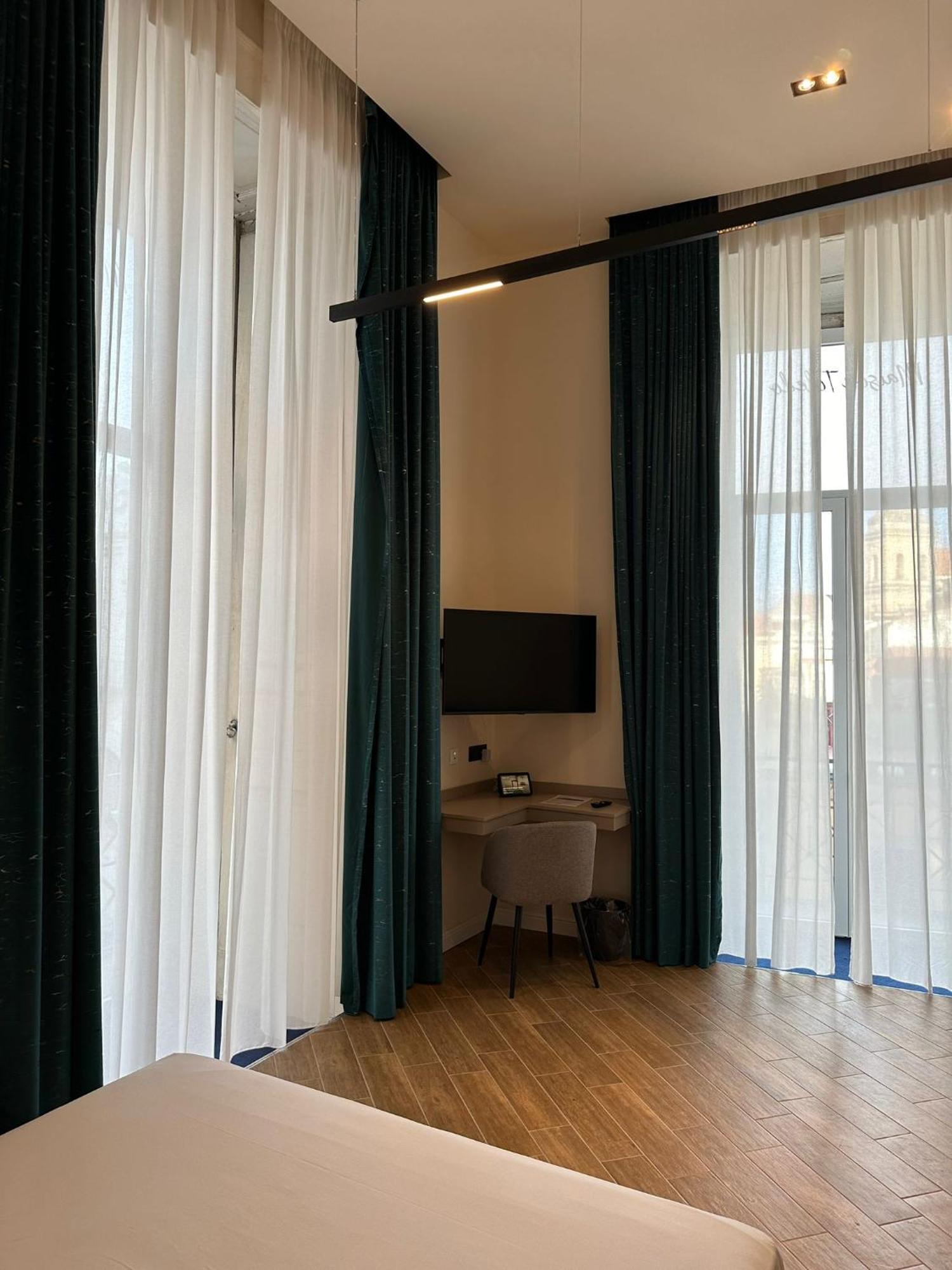 Maison Toledo Suites Napoli Ngoại thất bức ảnh