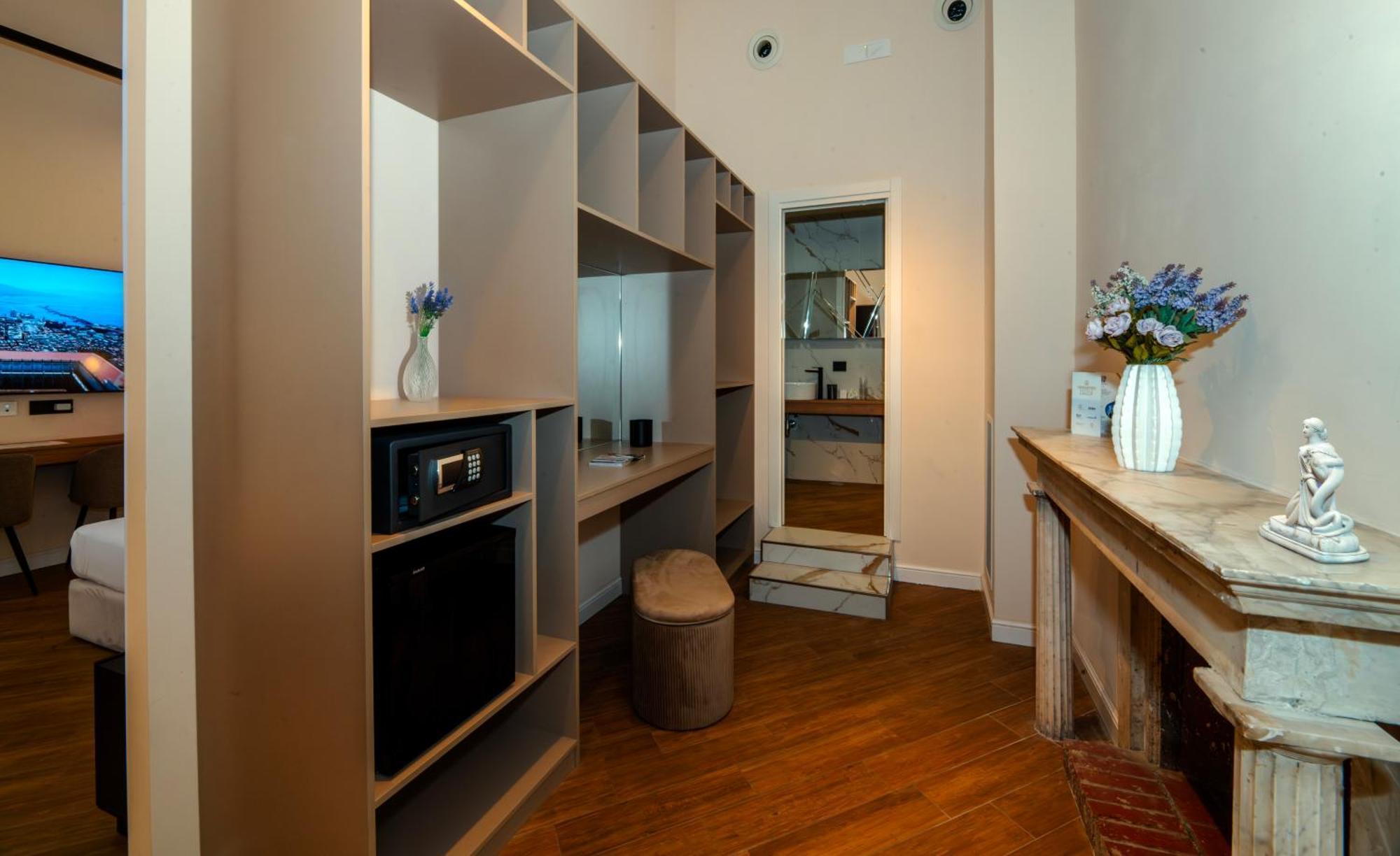 Maison Toledo Suites Napoli Ngoại thất bức ảnh