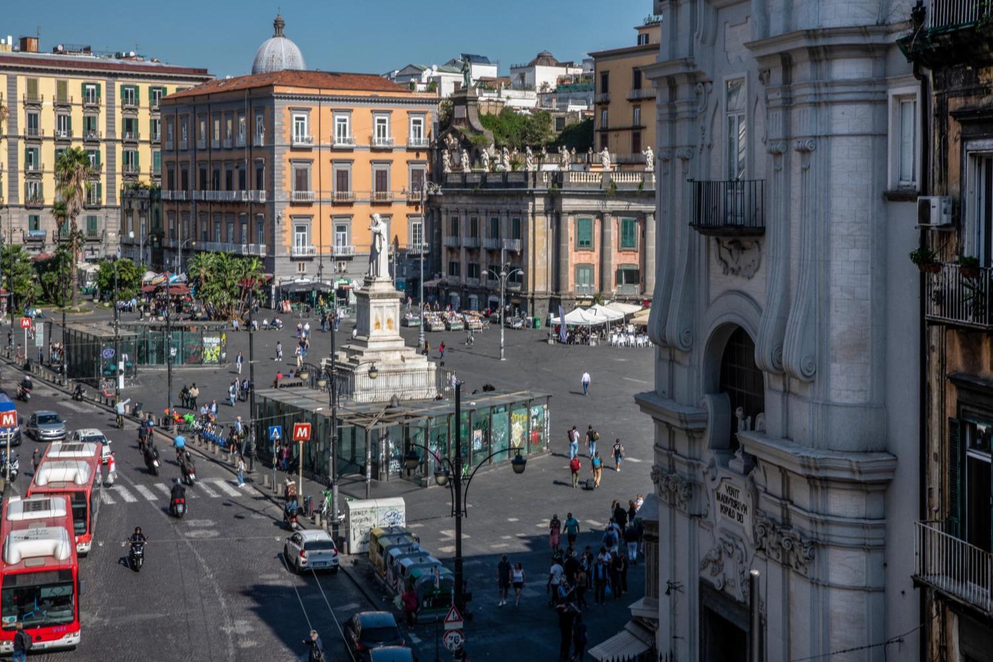 Maison Toledo Suites Napoli Ngoại thất bức ảnh